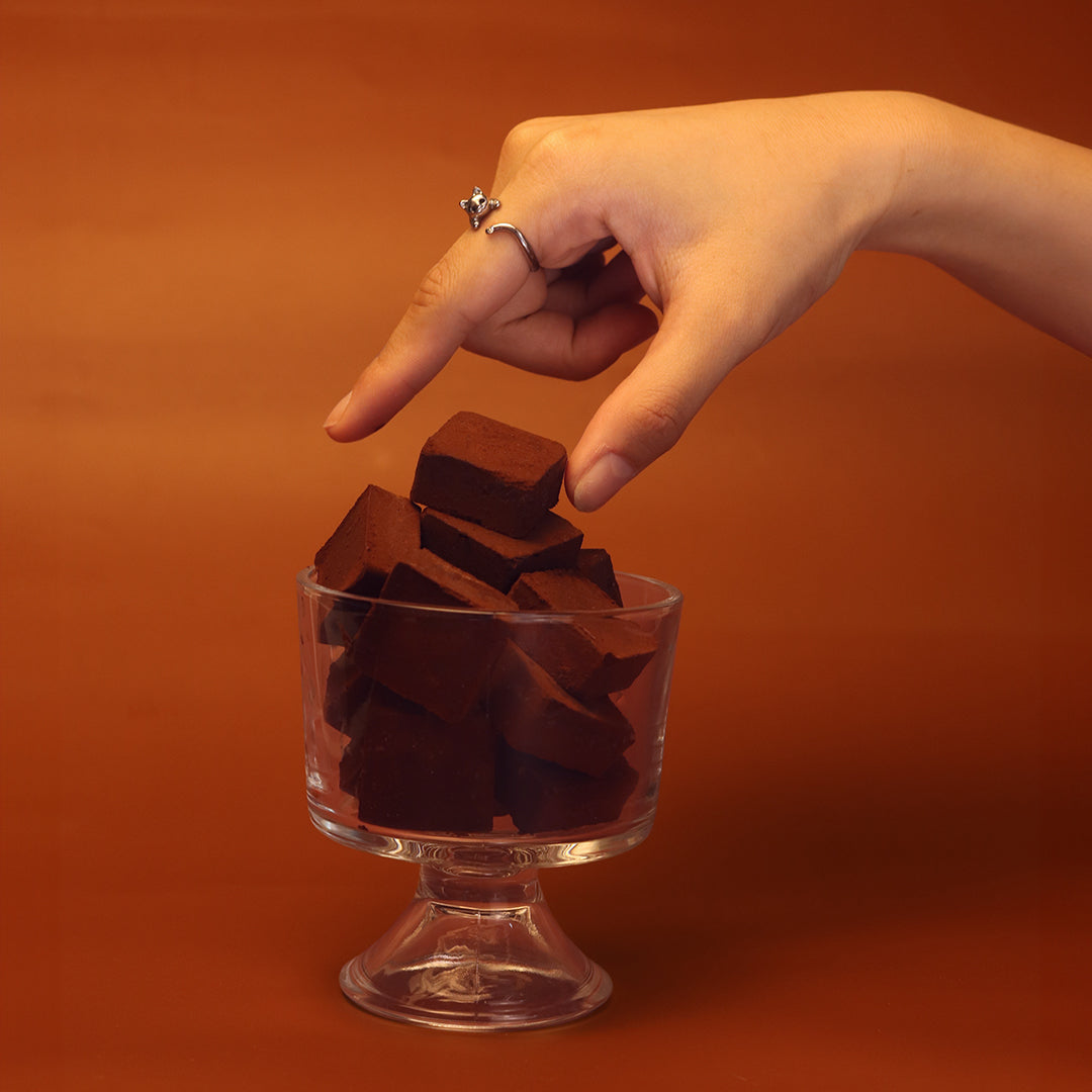 80 ber-cent% PURE DARK Cube Chocolate [🤎🤎🤎🤎🤎]